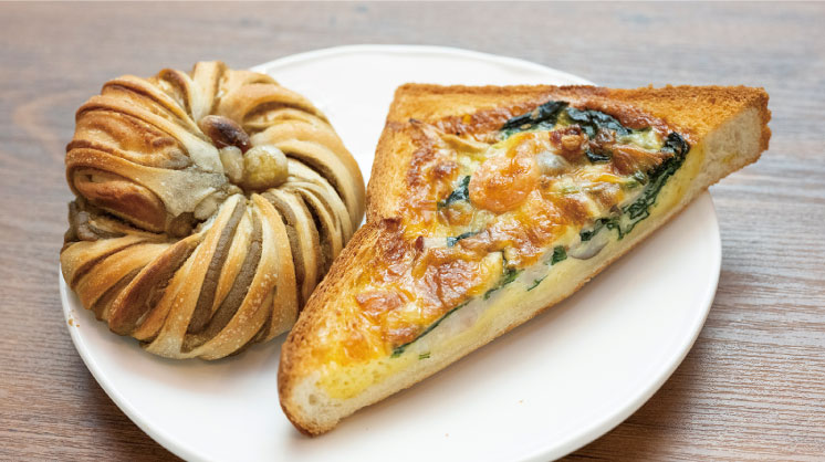 ほうじ茶うずまき パンキッシュ Boulangerie AZUMA