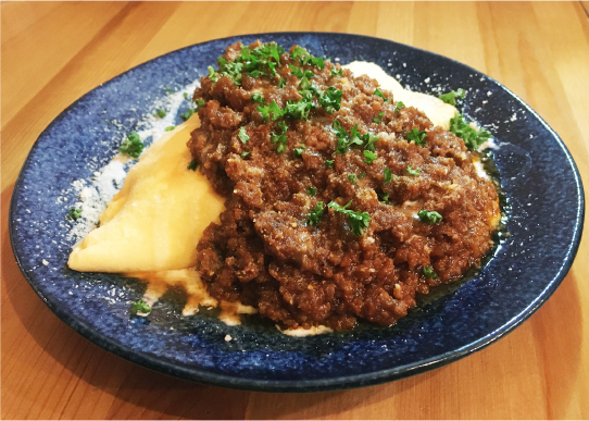 テクニック4 暗い場所で撮る時は「即席スマホ照明」を用意