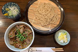 埼玉トヨペット寄居支店 私のお気に入り ハーぶ～丼とお蕎麦のセット｜店舗リレー